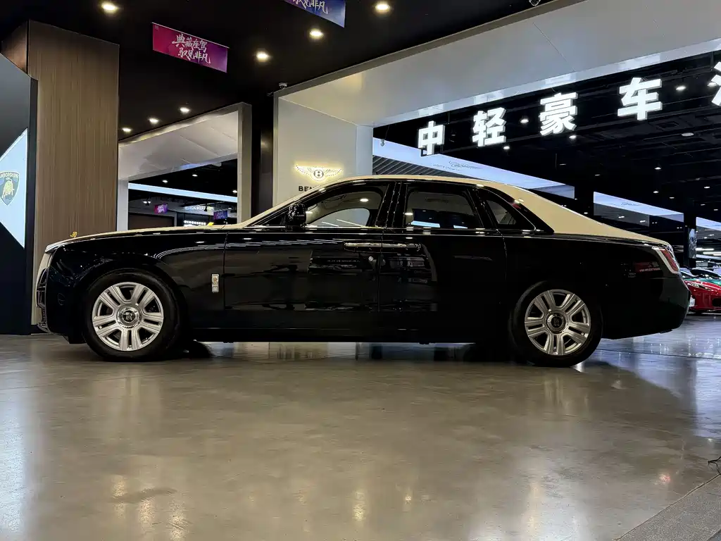 Rolls-Royce Ghost 2022
