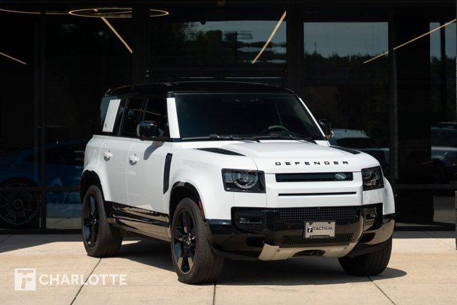 Land Rover Defender 2023