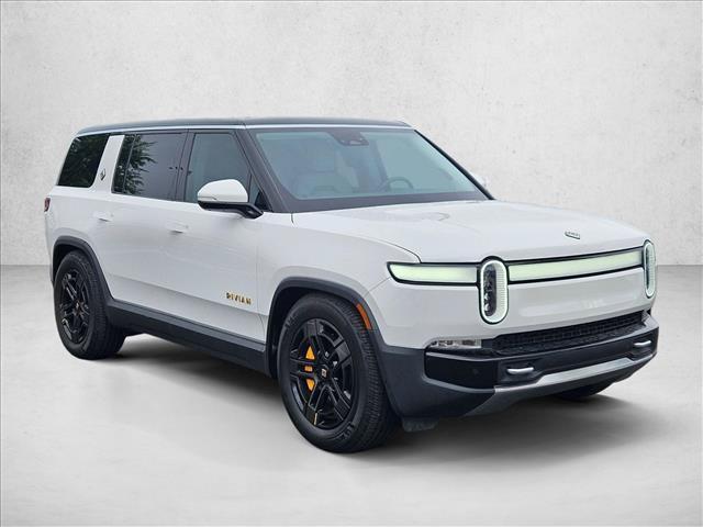 Rivian R1S 2023