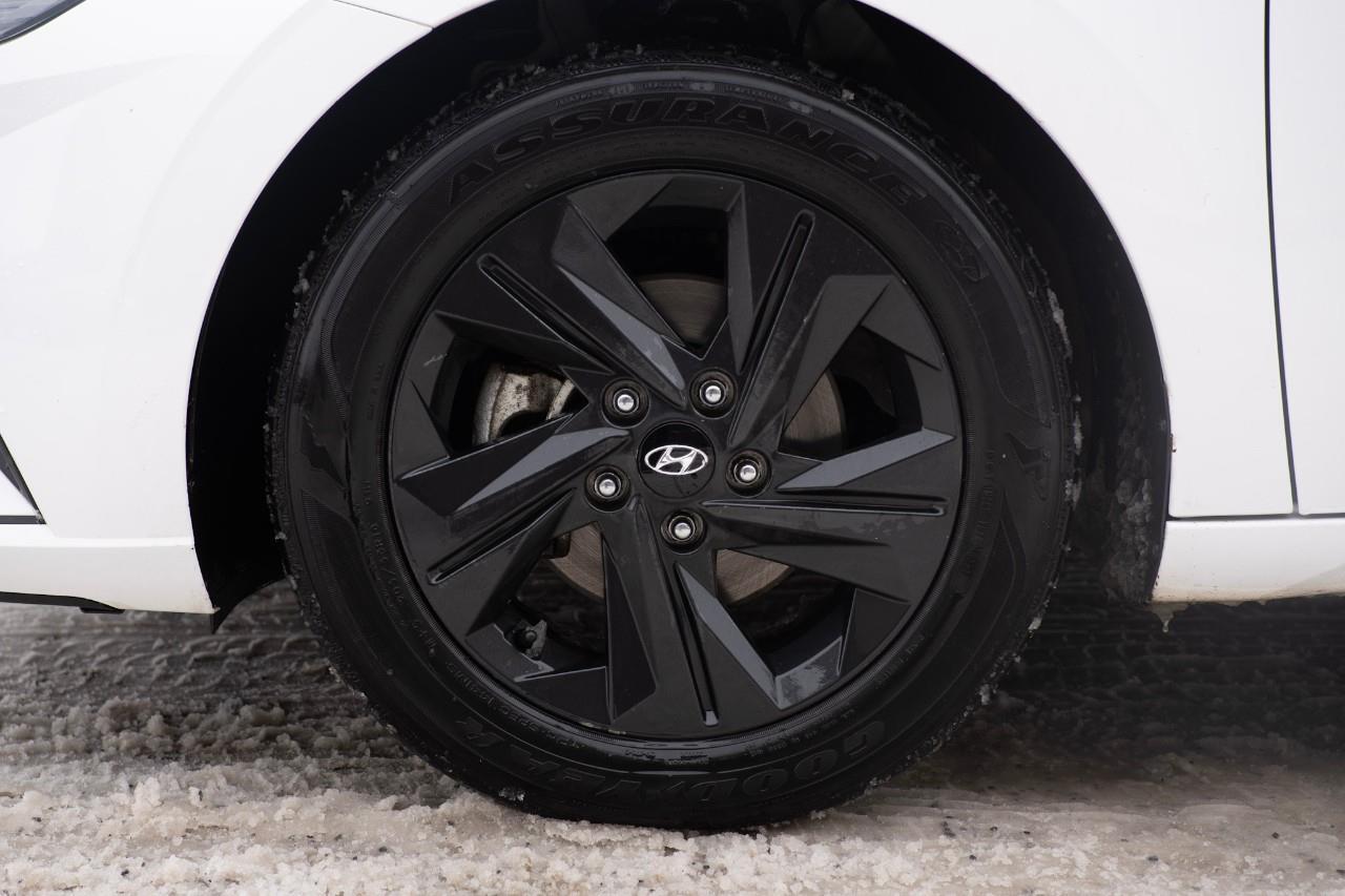 Hyundai Elantra 2023