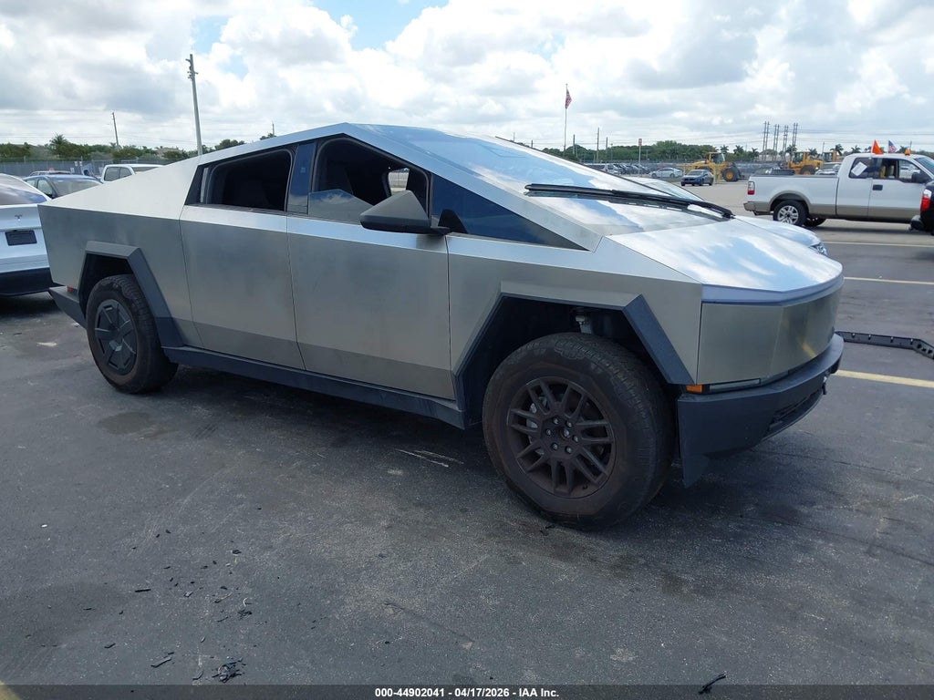 Tesla Cybertruck 2025