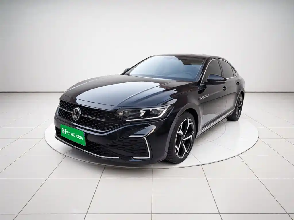 Volkswagen Passat 2022
