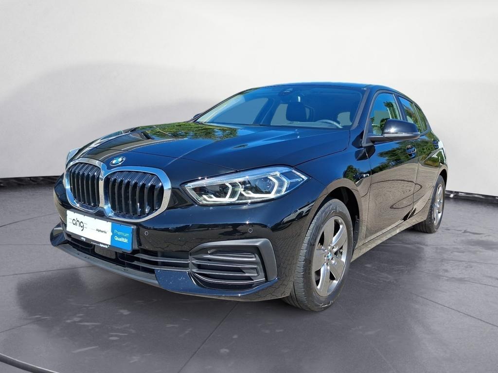 BMW 118 2023