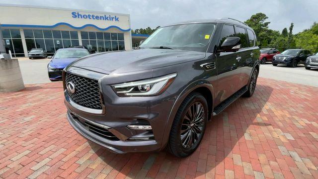 Infiniti QX80 2023