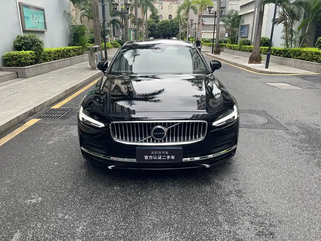 Volvo S90 2024