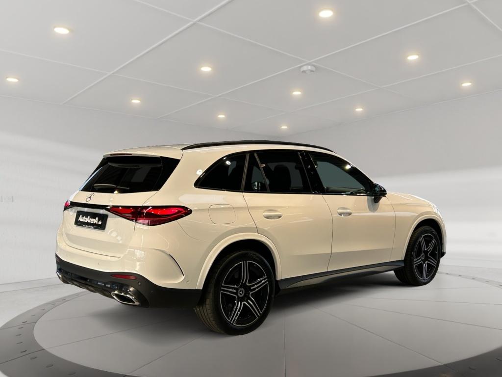 Mercedes-Benz GLC 400 2023