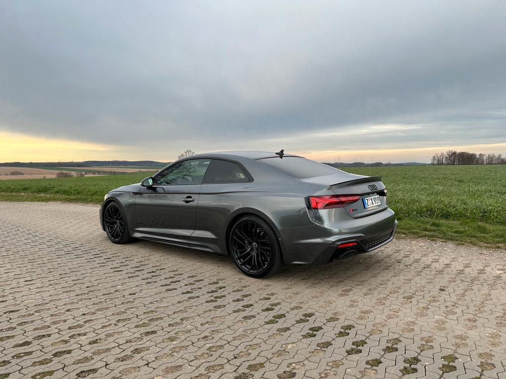 Audi RS5 2022