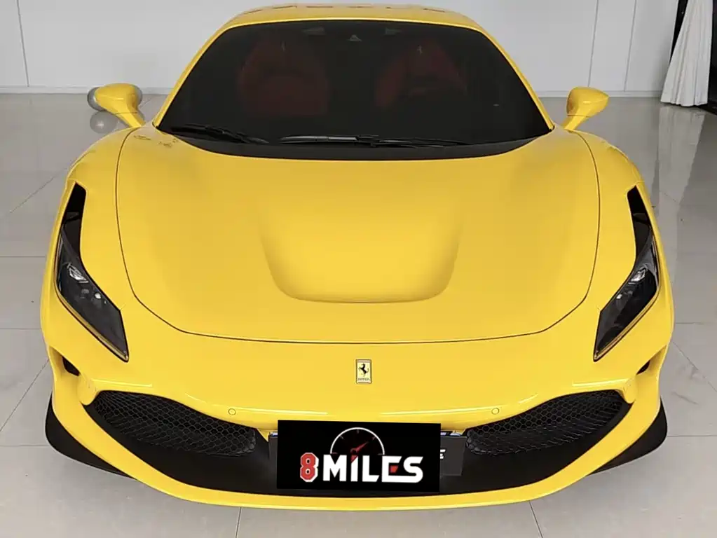 Ferrari F8 2023