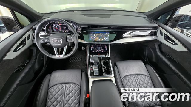 Audi Q7 2021