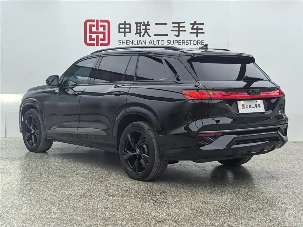 Audi Q6 2024