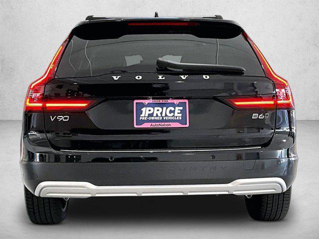 Volvo V90 Cross Country 2025