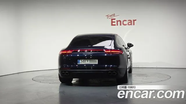 Porsche Panamera 2020