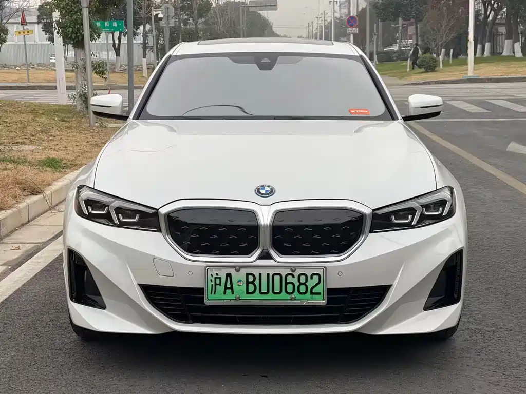 BMW i3 2023