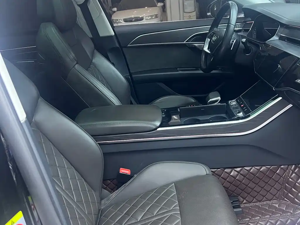 Audi A8 2022