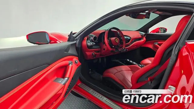 Ferrari F8 2021