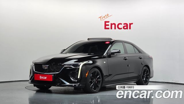 Cadillac CT4 2021