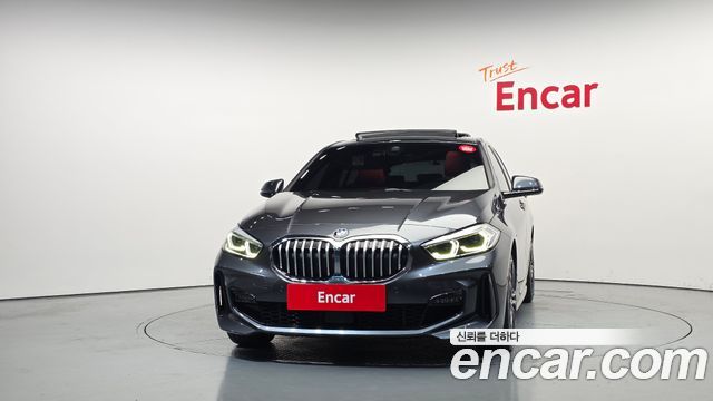 BMW 1 серии 2021
