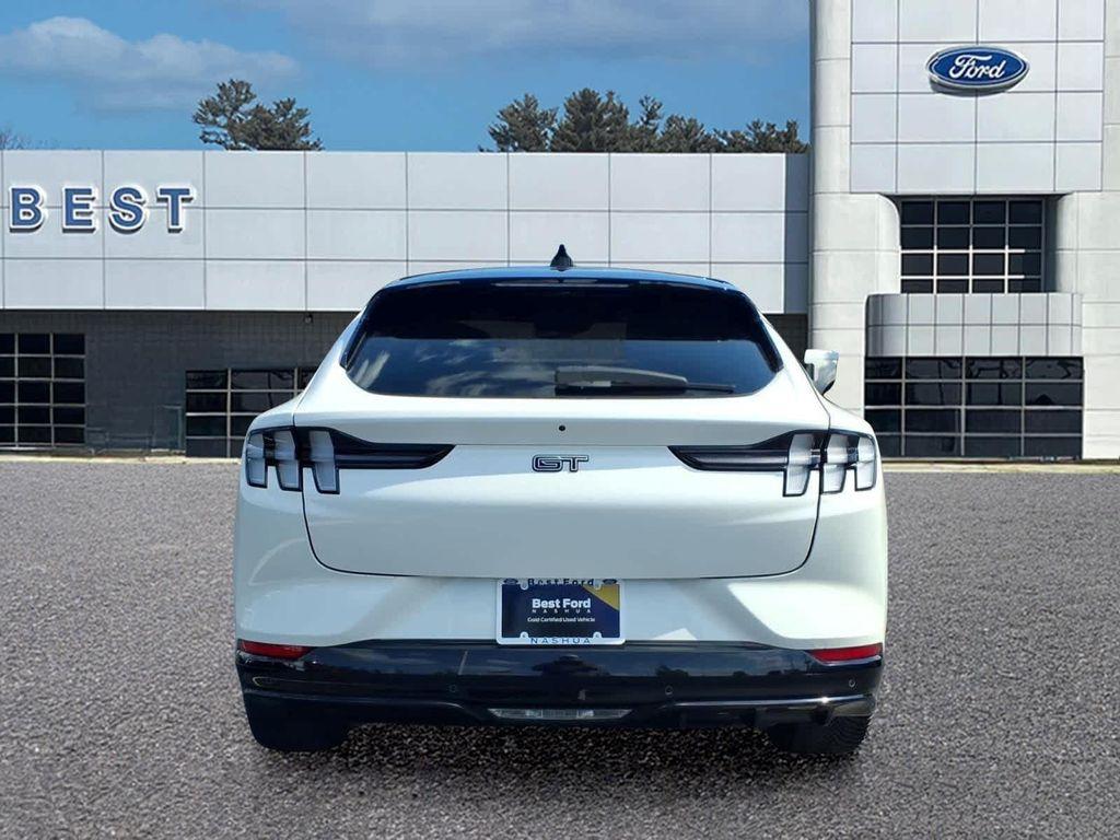 Ford Mustang Mach-E 2022