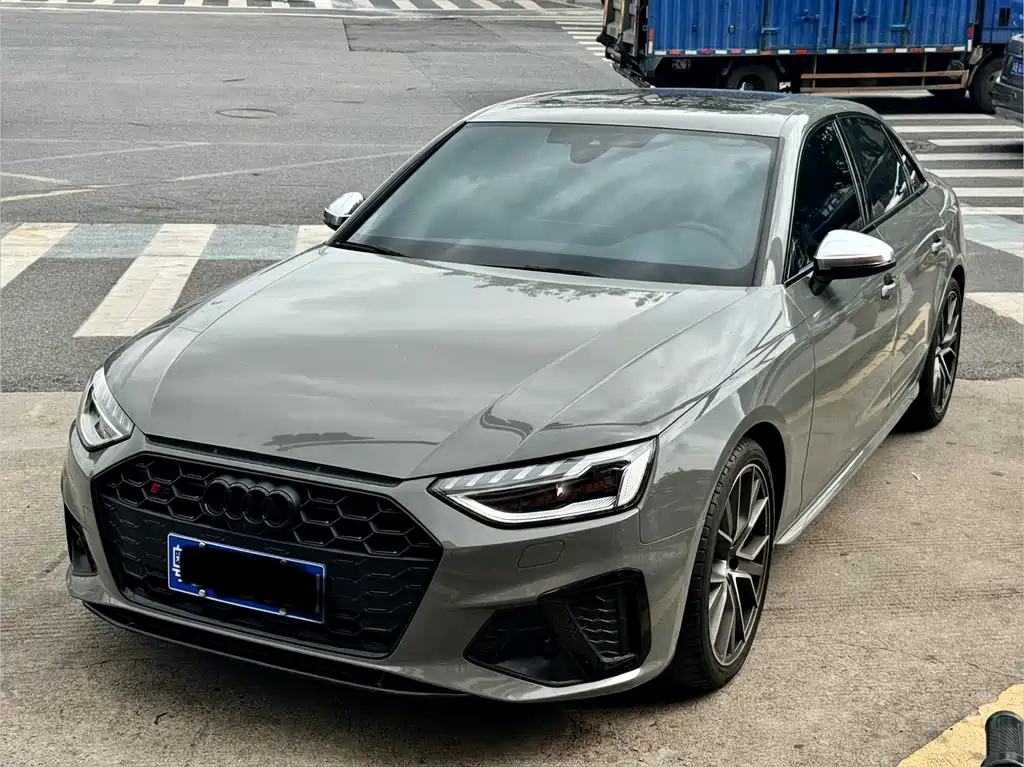Audi S4 2023