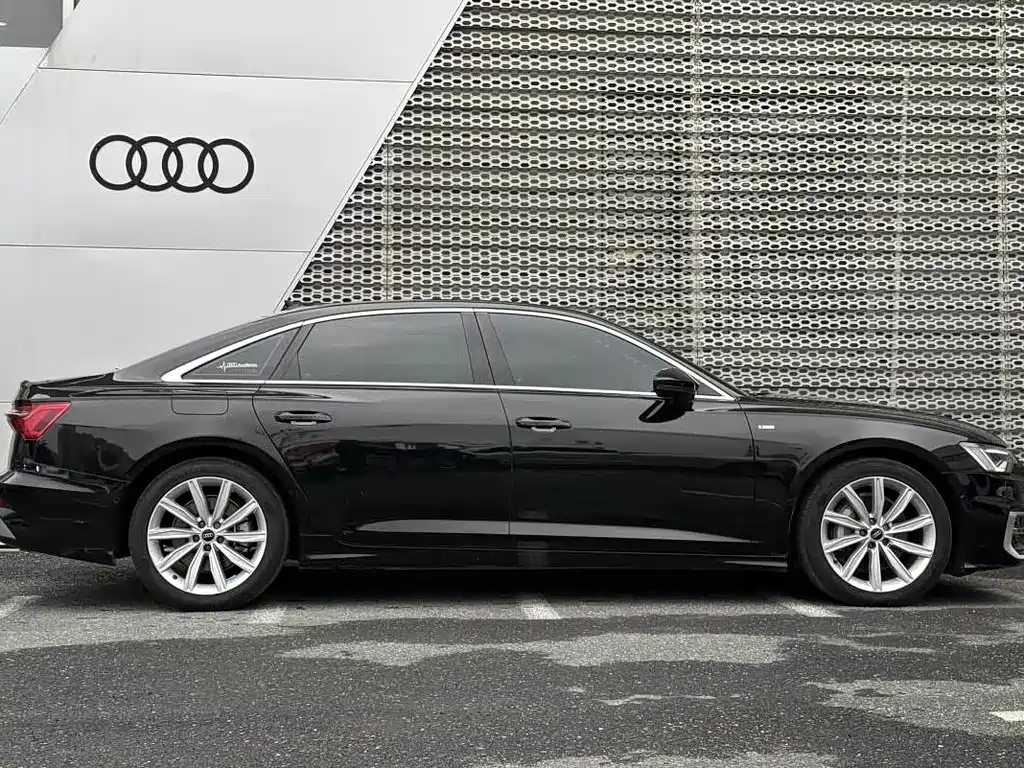 Audi A6 2024