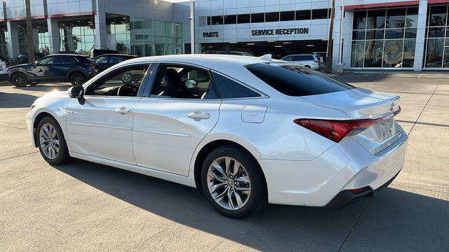 Toyota Avalon 2021