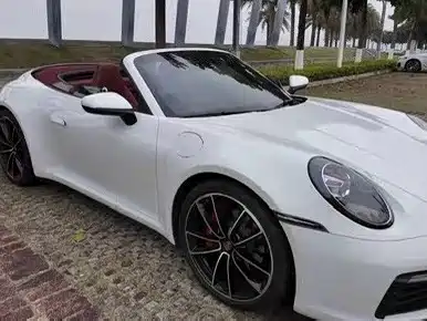 Porsche 911 2021