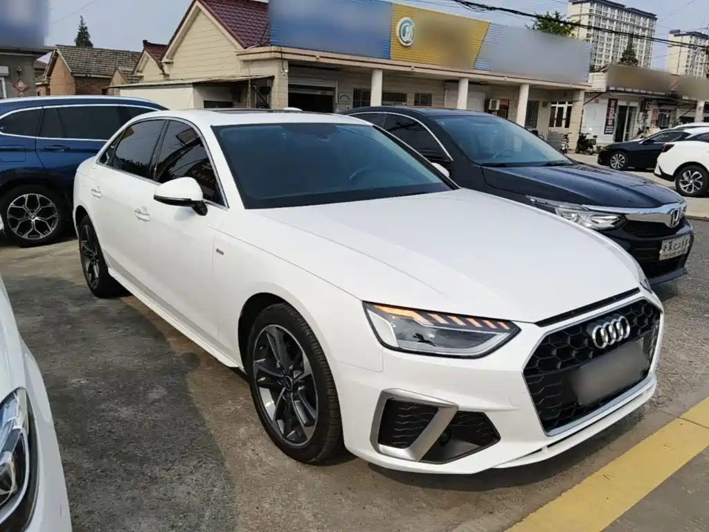 Audi A4 2022