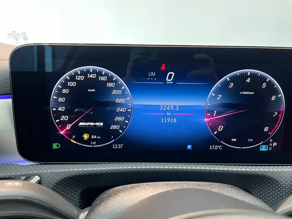 Mercedes-Benz CLA AMG 2025