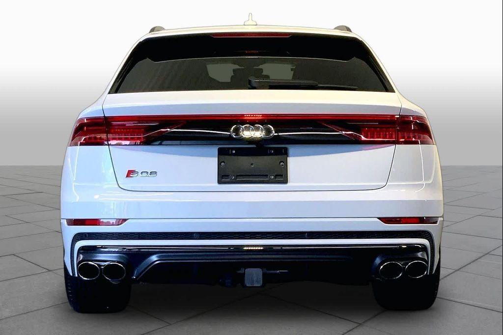Audi SQ8 2022