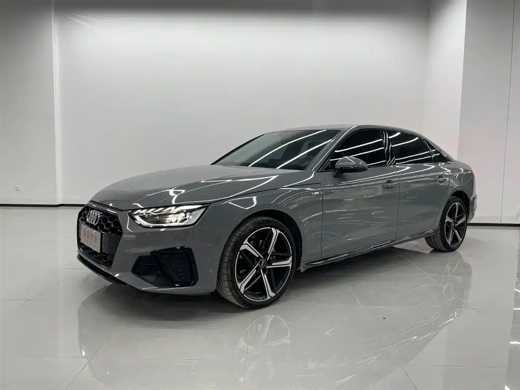 Audi A4 2025
