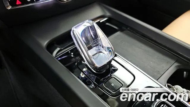 Volvo S60 2023