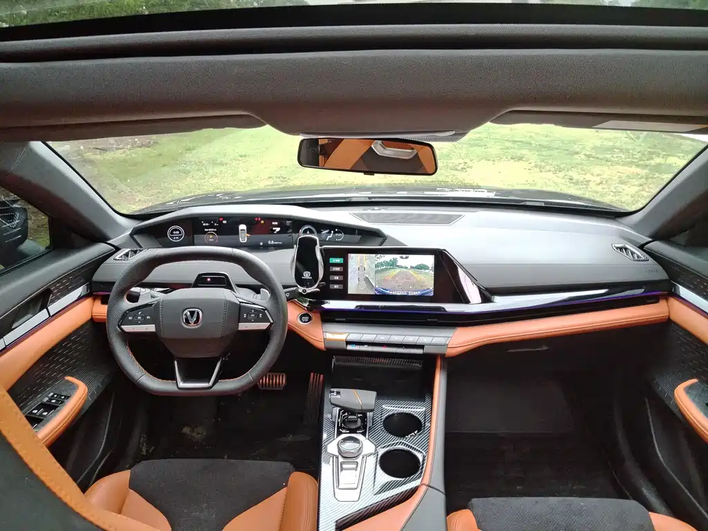Changan UNI-V 2022