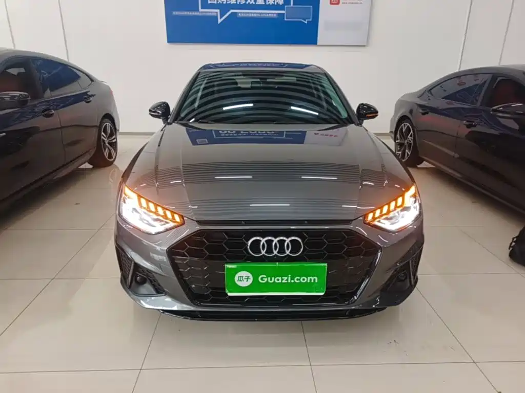 Audi A4 2023