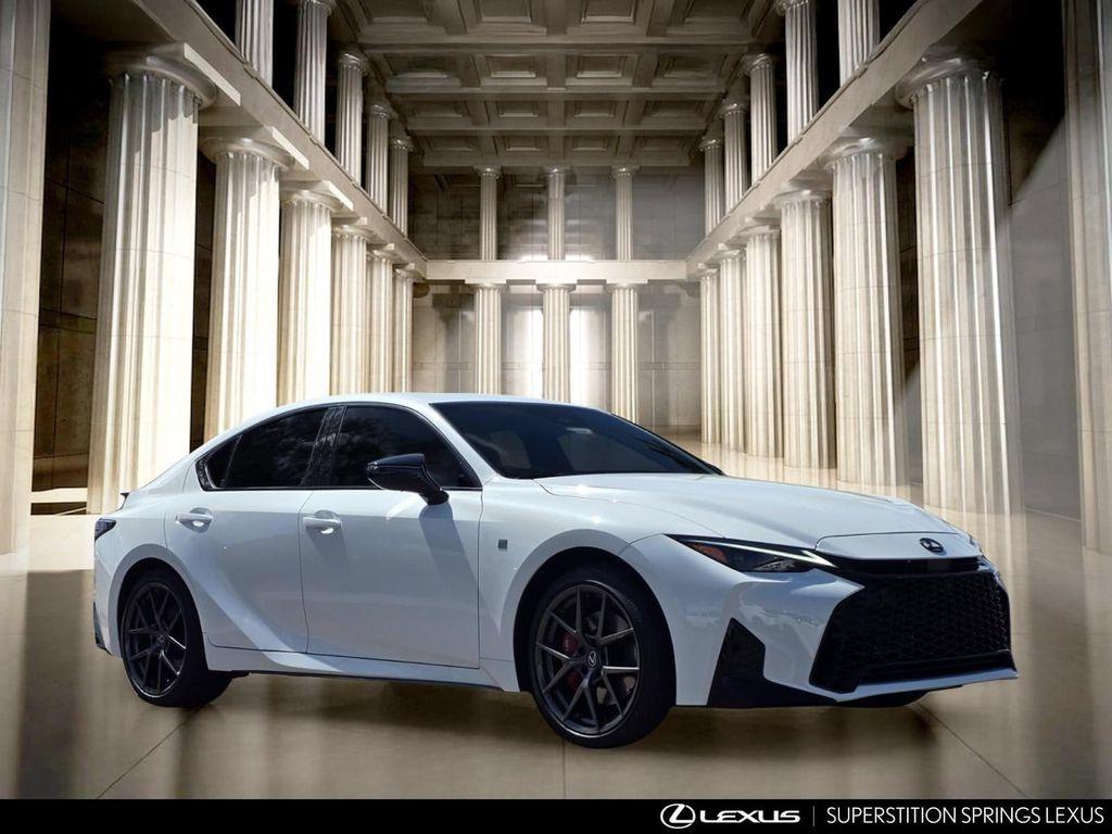 Lexus IS 2026