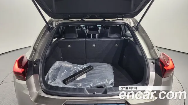 Lexus UX 2022