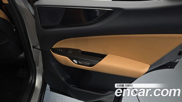 Lexus NX 2024