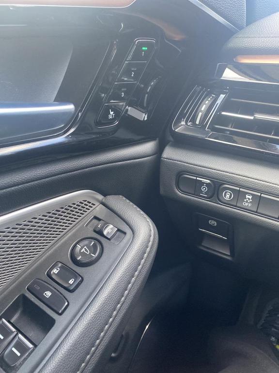Acura MDX 2022