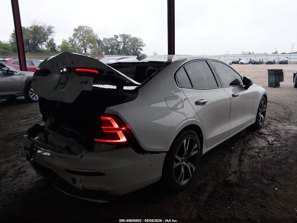 Volvo S60 2024