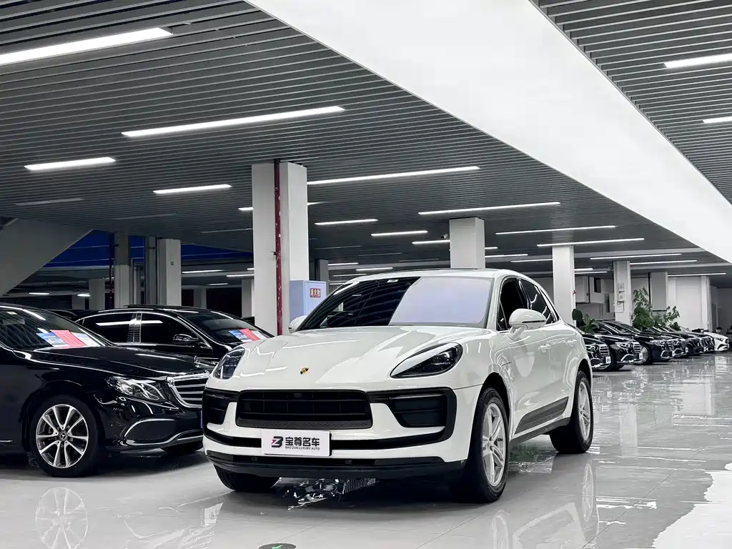Porsche Macan 2022