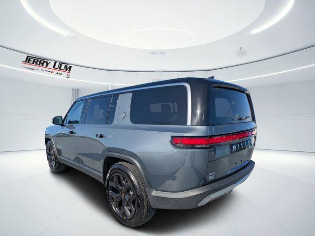 Rivian R1S 2023