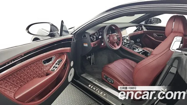 Bentley Continental 2023