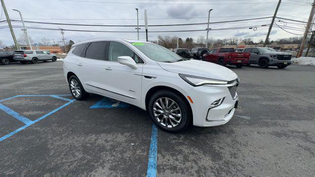 Buick Enclave 2024