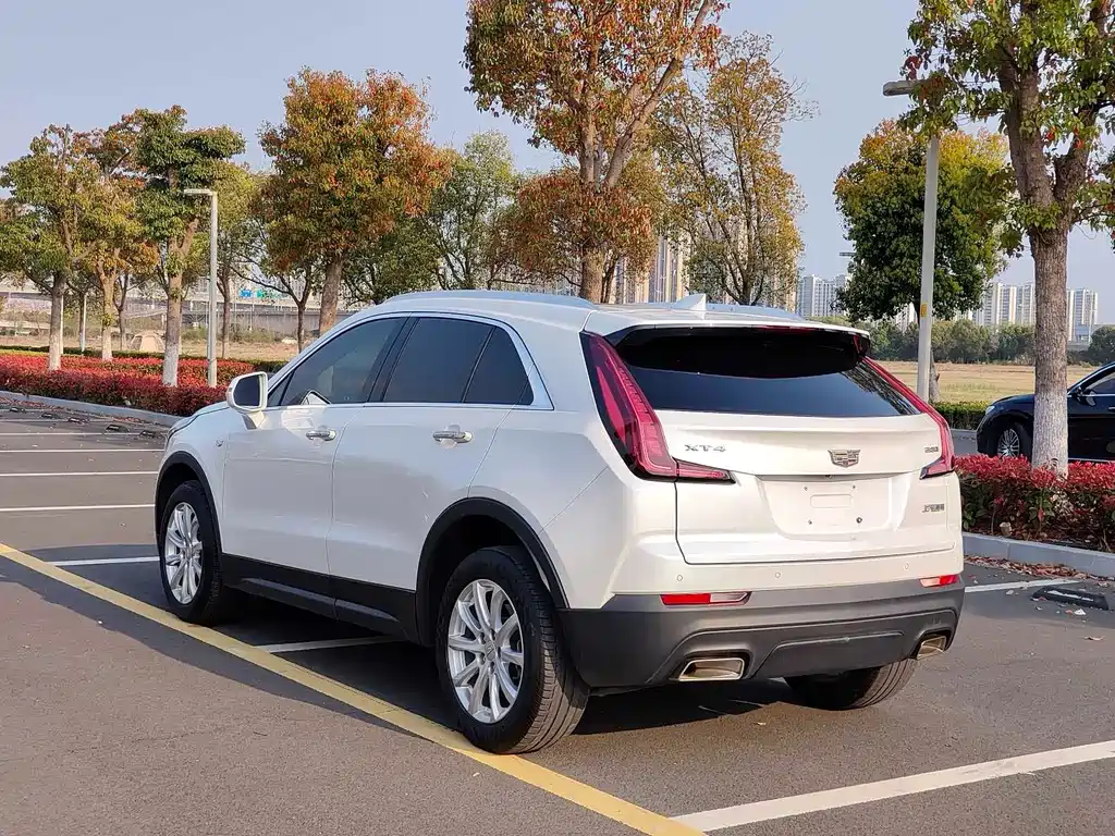 Cadillac XT4 2021