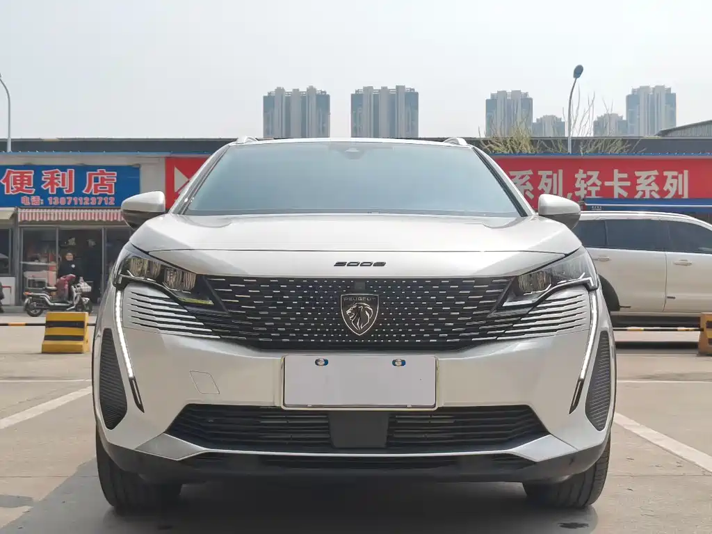 Peugeot 5008 2022