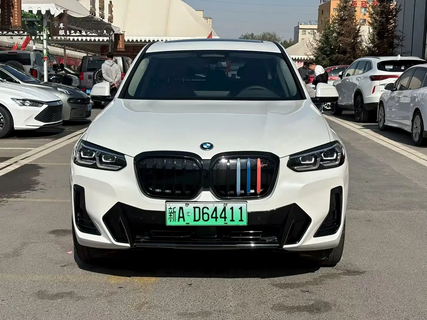 BMW iX3 2024