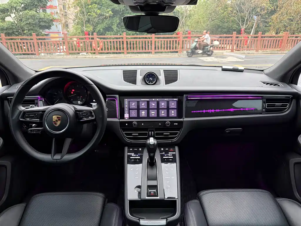 Porsche Macan 2022
