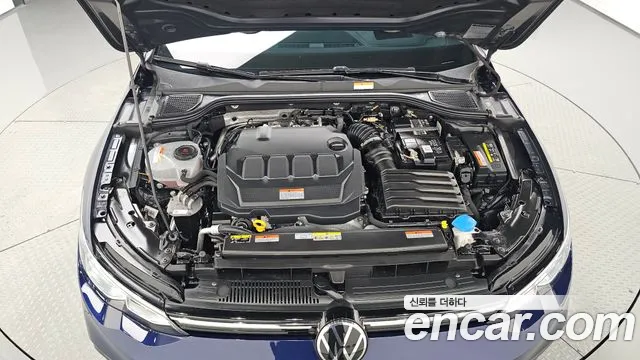 Volkswagen Golf 2023