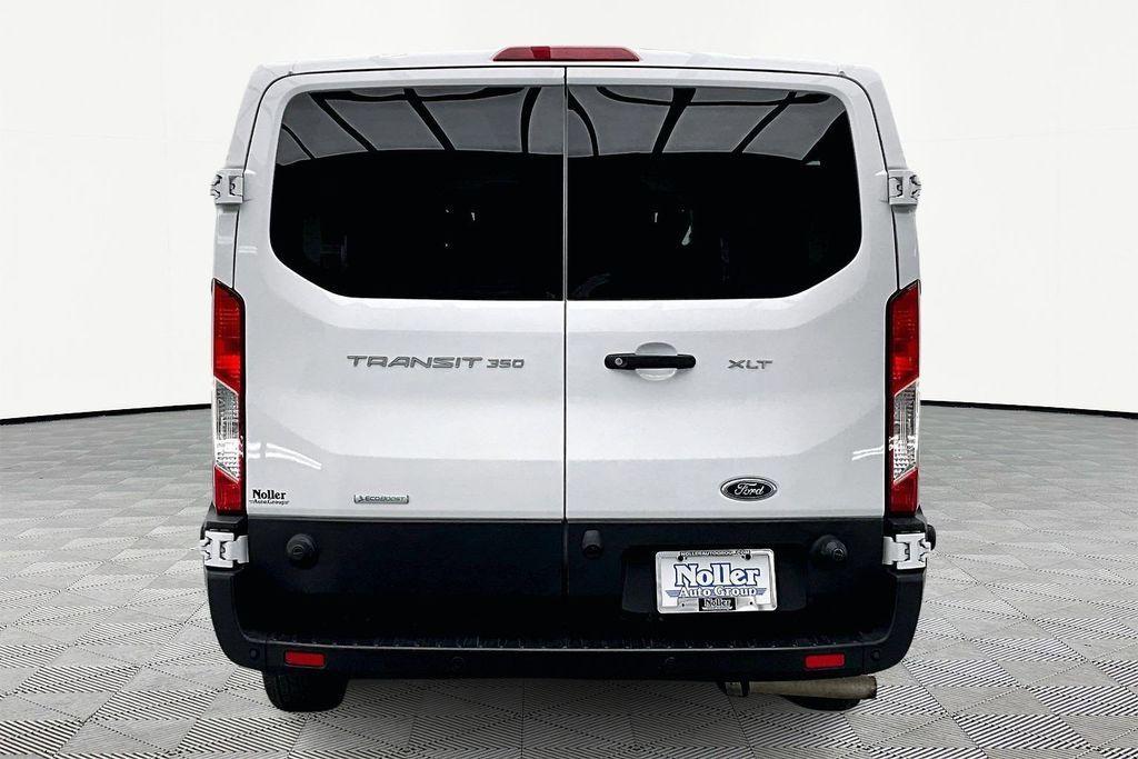 Ford Transit 2024