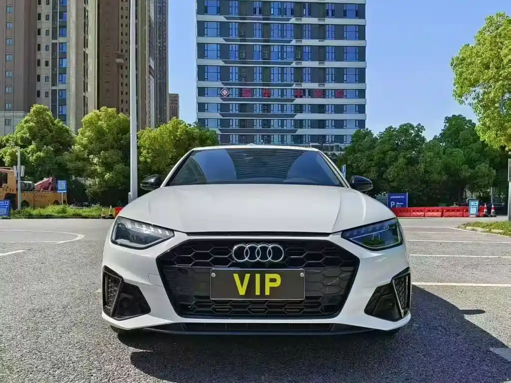Audi A4 2024