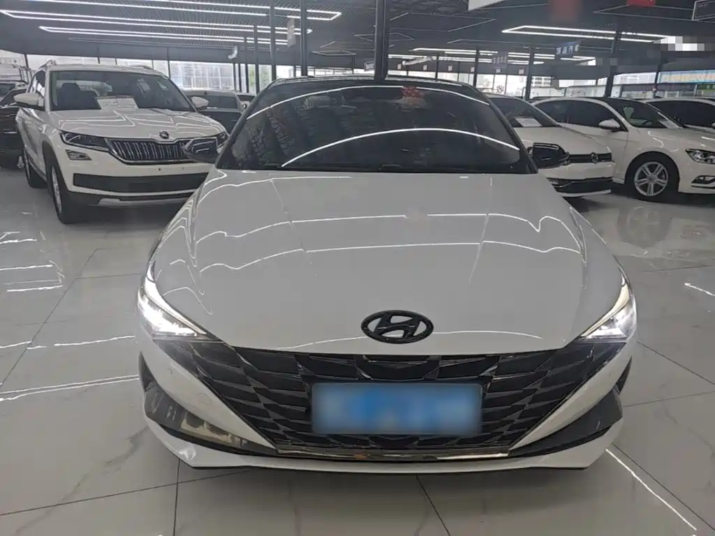Hyundai Elantra 2021
